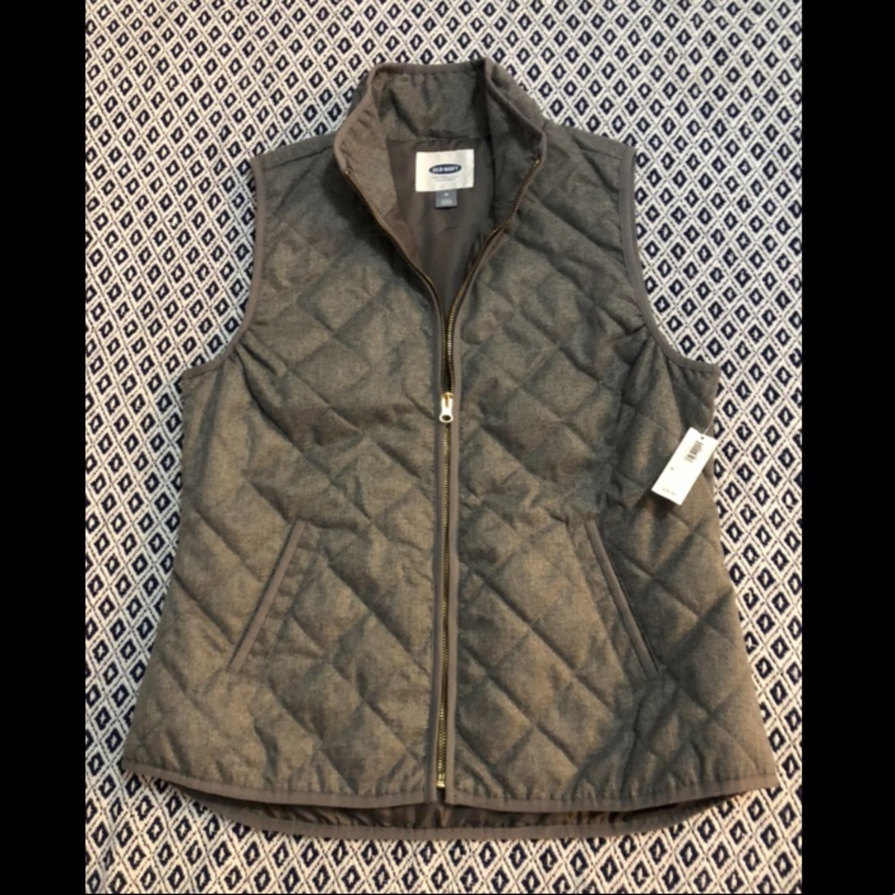 Gray Old Navy Lightweight Vest